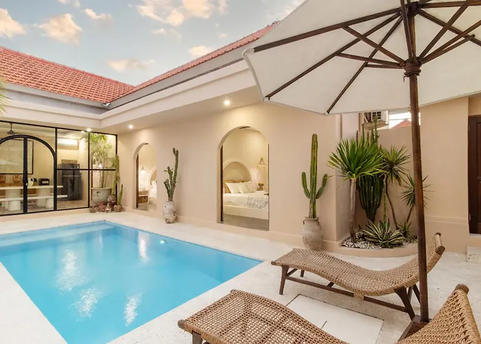 Pool In Include Breakfast - Sleeps 6 别墅 坎古